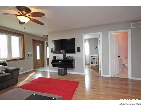 1609 S Walnut, Springfield, IL 62704 photo 6