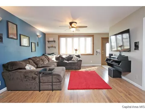 1609 S Walnut, Springfield, IL 62704 photo 4