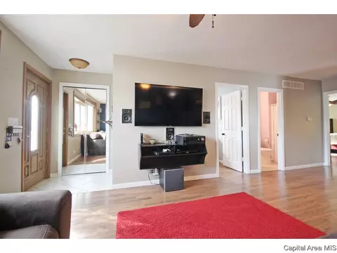 1609 S Walnut, Springfield, IL 62704 photo 7