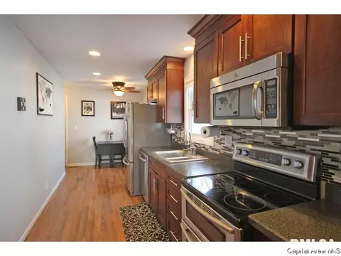 1609 S Walnut, Springfield, IL 62704 photo 10