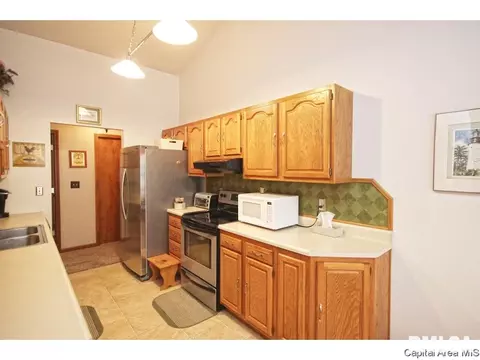 112 Davinci, Springfield, IL 62703 photo 7