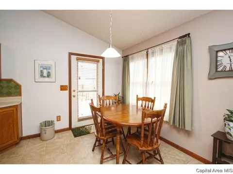 112 Davinci, Springfield, IL 62703 photo 5