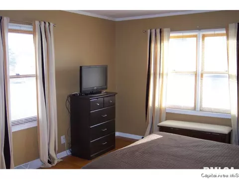 264 N Columbia, Springfield, IL 62702 photo 12