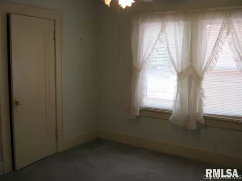 1833 S Walnut, Springfield, IL 62704 photo 12