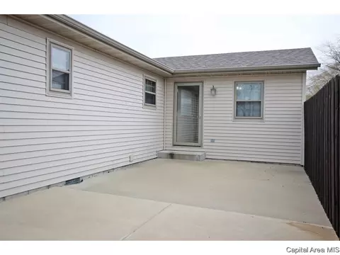 631 Willows Ave, Chatham, IL 62629 photo 25