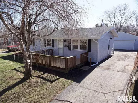 2260 Ramsey Ave, Springfield, IL 62702 photo 1