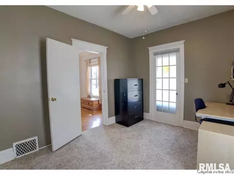 1916 S Spring St, Springfield, IL 62704 photo 16
