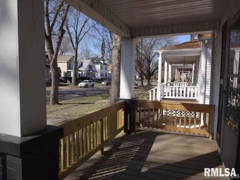 1916 S Spring St, Springfield, IL 62704 photo 6