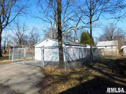 1932 S Walnut, Springfield, IL 62704 photo 33