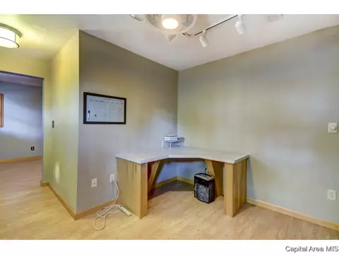 2342 E Black Ave, Springfield, IL 62702 photo 15