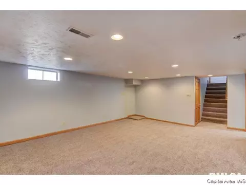 1108 N 32nd, Springfield, IL 62702 photo 22