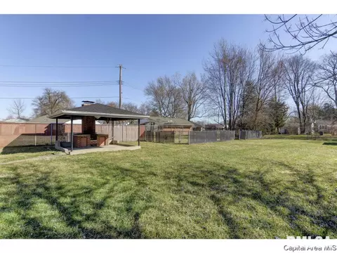 1108 N 32nd, Springfield, IL 62702 photo 35