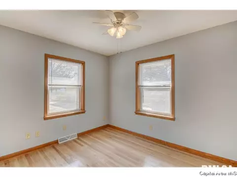 1108 N 32nd, Springfield, IL 62702 photo 19