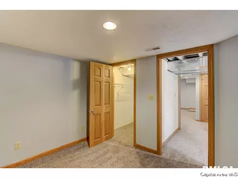 1108 N 32nd, Springfield, IL 62702 photo 28