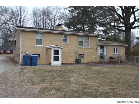 3140 E Division, Springfield, IL 62702 photo 2