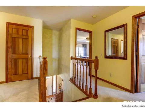 2201 Burgess, Springfield, IL 62711 photo 16