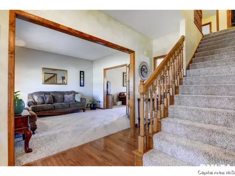 2201 Burgess, Springfield, IL 62711 photo 7