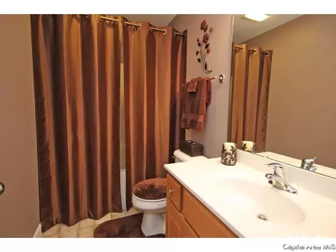 4815 Savoy Dr, Springfield, IL 62711 photo 21