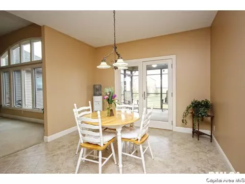 5210 E Loami Rd, Chatham, IL 62629 photo 12