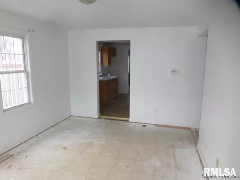 1040 N Ohio Street St, Springfield, IL 62702 photo 10