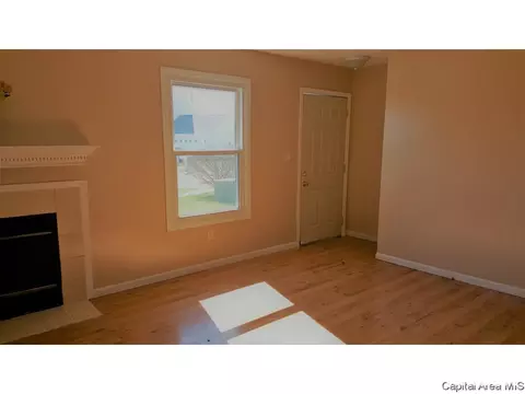 3905 Mccormick, Springfield, IL 62707 photo 2