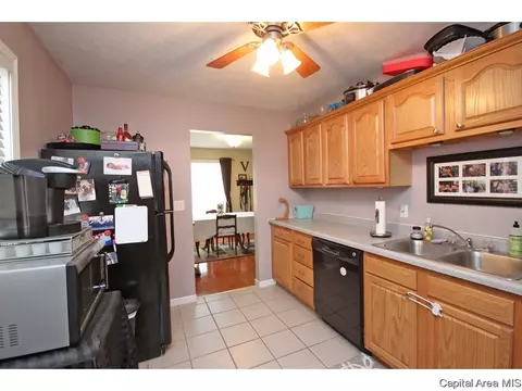 2273 E Converse, Springfield, IL 62702 photo 7