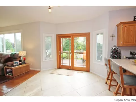 2008 Appleton, Springfield, IL 62711 photo 8