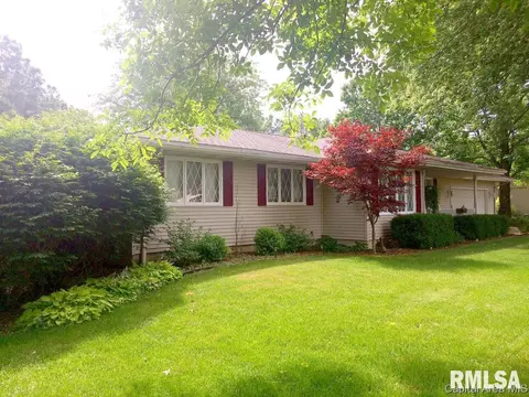 45 Frontier Lake Dr, Springfield, IL 62707 photo 3