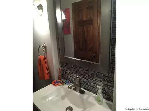 3232 S 2nd St, Springfield, IL 62703 photo 12