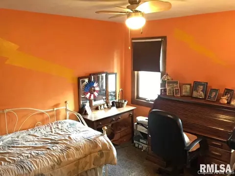3232 S 2nd St, Springfield, IL 62703 photo 10