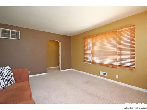 5 Verna Dr, Springfield, IL 62702 photo 7