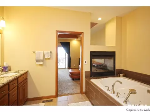 62 W Fairview Ln, Springfield, IL 62711 photo 15