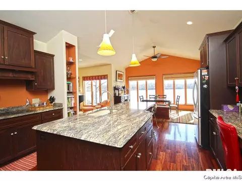 62 W Fairview Ln, Springfield, IL 62711 photo 7