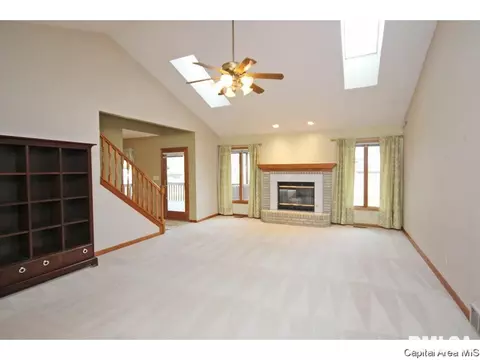 3927 Mill Stone, Springfield, IL 62711 photo 5