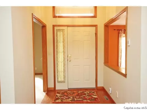 3927 Mill Stone, Springfield, IL 62711 photo 2