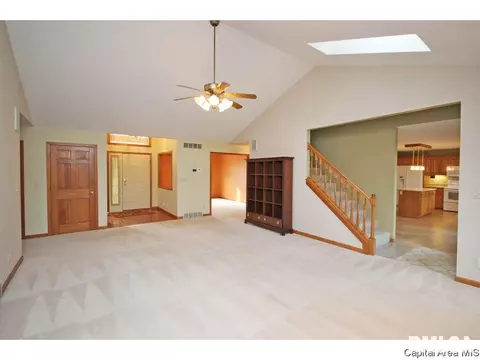 3927 Mill Stone, Springfield, IL 62711 photo 3