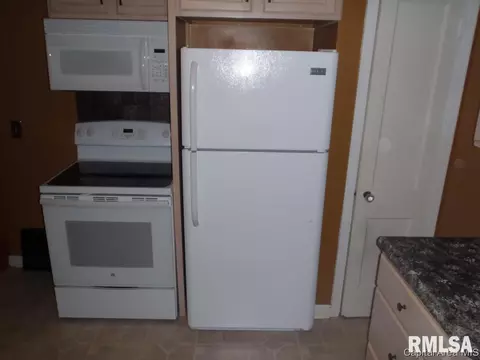 2043 Buchanan St, Springfield, IL 62703 photo 6
