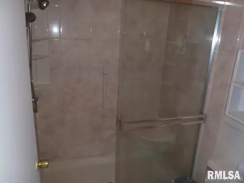 2043 Buchanan St, Springfield, IL 62703 photo 8