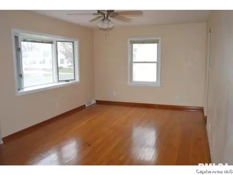 1828 E Black Ave, Springfield, IL 62702 photo 3