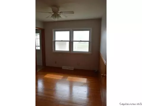 1828 E Black Ave, Springfield, IL 62702 photo 9
