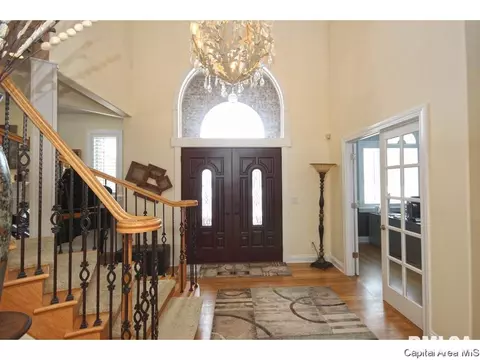 4700 Bears Paw, Springfield, IL 62711 photo 2