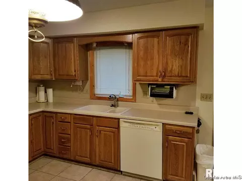 2457 Idlewild, Springfield, IL 62704 photo 10
