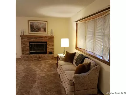 2457 Idlewild, Springfield, IL 62704 photo 6