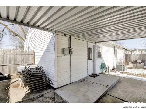 1714 Wolfe, Springfield, IL 62702 photo 20