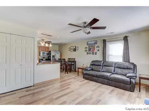 1714 Wolfe, Springfield, IL 62702 photo 8
