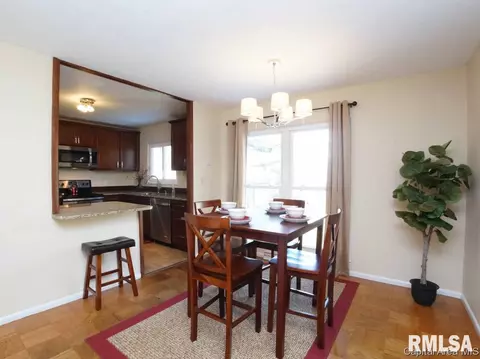 1713 W Jackson St, Springfield, IL 62704 photo 11