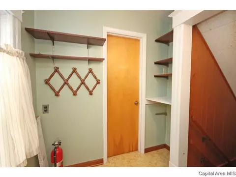 1103 N Walnut St, Springfield, IL 62702 photo 12