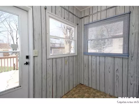 1103 N Walnut St, Springfield, IL 62702 photo 13