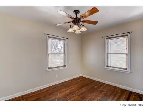 2613 S 4th St, Springfield, IL 62703 photo 9