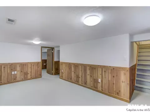 2613 S 4th St, Springfield, IL 62703 photo 13